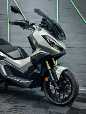 -D.İ.S GARAGE-ADV350-2023-HASAR KAYITSIZ-TAKAS-KREDİ KARTI-