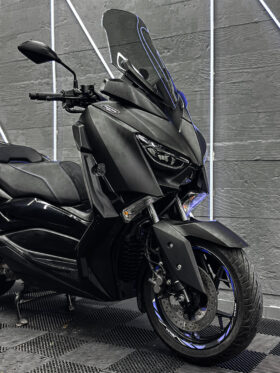 -D.İ.S GARAGE-XMAX 250-2020-HASAR KAYITSIZ-TAKAS-KREDİ KARTI-