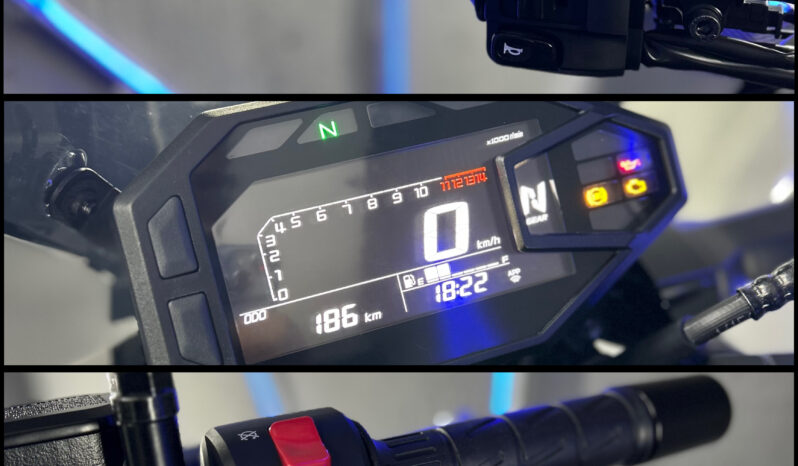 
								-D.İ.S GARAGE-Z500-2024-HASAR KAYITSIZ-TAKAS-KREDİ KARTI- dolu									