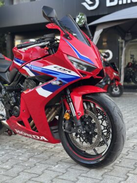 -D.İ.S GARAGE-CBR 650 R-E CLUTCH-AKRAPOVIC-TAKAS-KREDİ KARTI-