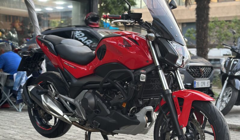 
								-D.İ.S GARAGE-NC750 S DCT-2016-HASAR KAYITSIZ-TAKAS-KREDİ KARTI- dolu									