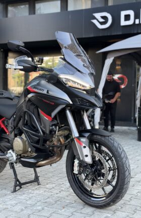 -D.İ.S GARAGE-V4S GRAND TOUR-HASAR KAYITSIZ-TAKAS-KREDİ KARTI-