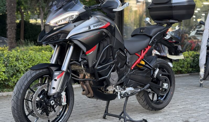 
								-D.İ.S GARAGE-V4S GRAND TOUR-HASAR KAYITSIZ-TAKAS-KREDİ KARTI- dolu									