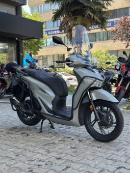 -D.İ.S GARAGE-SH125-2025-HASAR KAYITSIZ-TAKAS-KREDİ KARTI-