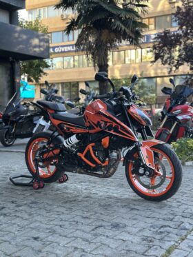 -D.İ.S GARAGE-250DUKE-2024-HASAR KAYITSIZ-TAKAS-KREDİ KARTI-