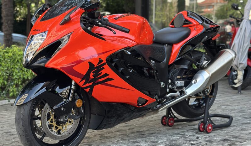 
								-D.İ.S GARAGE-TR54 İMZALI-HAYABUSA-HASAR KAYITSIZ-KREDİ KARTI dolu									