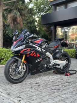 -D.İ.S GARAGE-RSV4-AKRAPOVİC-HASAR KAYITSIZ-TAKAS-KREDİ KARTI-