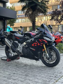 -D.İ.S GARAGE-RSV4-AKRAPOVİC-HASAR KAYITSIZ-TAKAS-KREDİ KARTI-