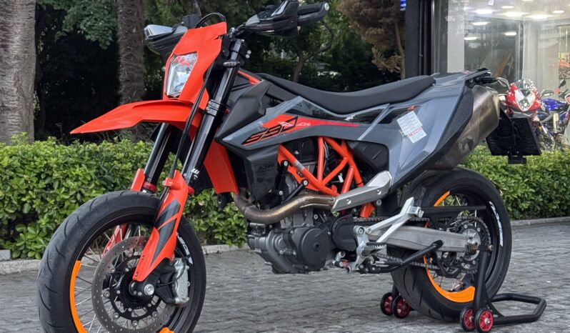 
								-D.İ.S GARAGE-690SMCR-2023-HASAR KAYITSIZ-TAKAS-KREDİ KARTI- dolu									