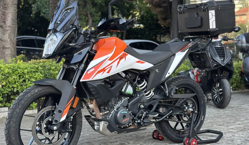 
								-D.İ.S GARAGE-250ADV-2023-HASAR KAYITSIZ-TAKAS-KREDİ KARTI- dolu									